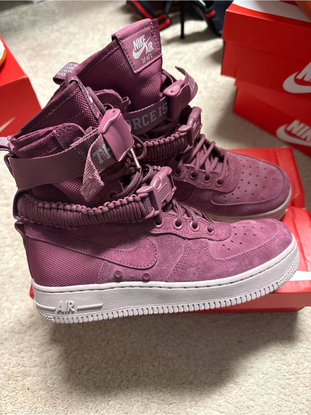 Nike Air Force 1 Women’s Pink Lace-Up High-Top Strap Shoes